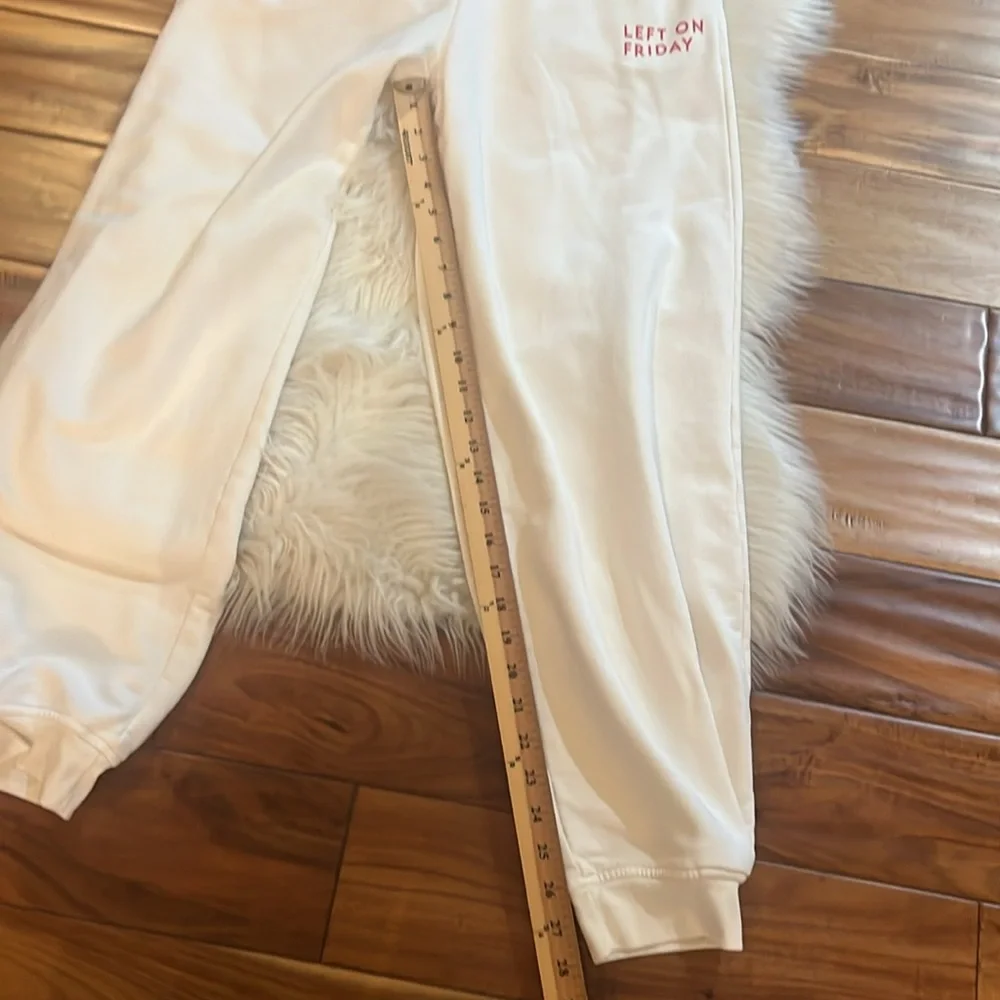 Left On Friday Field Day Sweatpants Medium New - Picture 8 of 13
